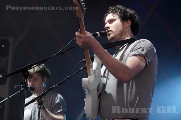 METRONOMY - 2009-06-28 - PARIS - Hippodrome de Longchamp - 